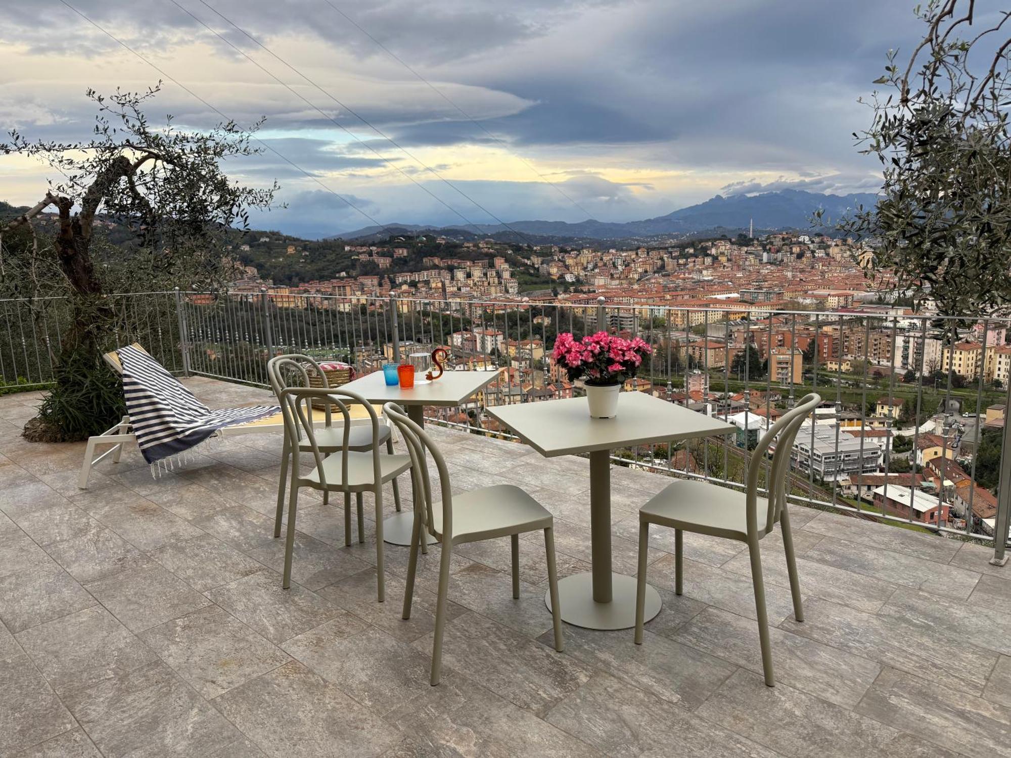 88 Miglia Bed & Breakfast La Spezia Bagian luar foto