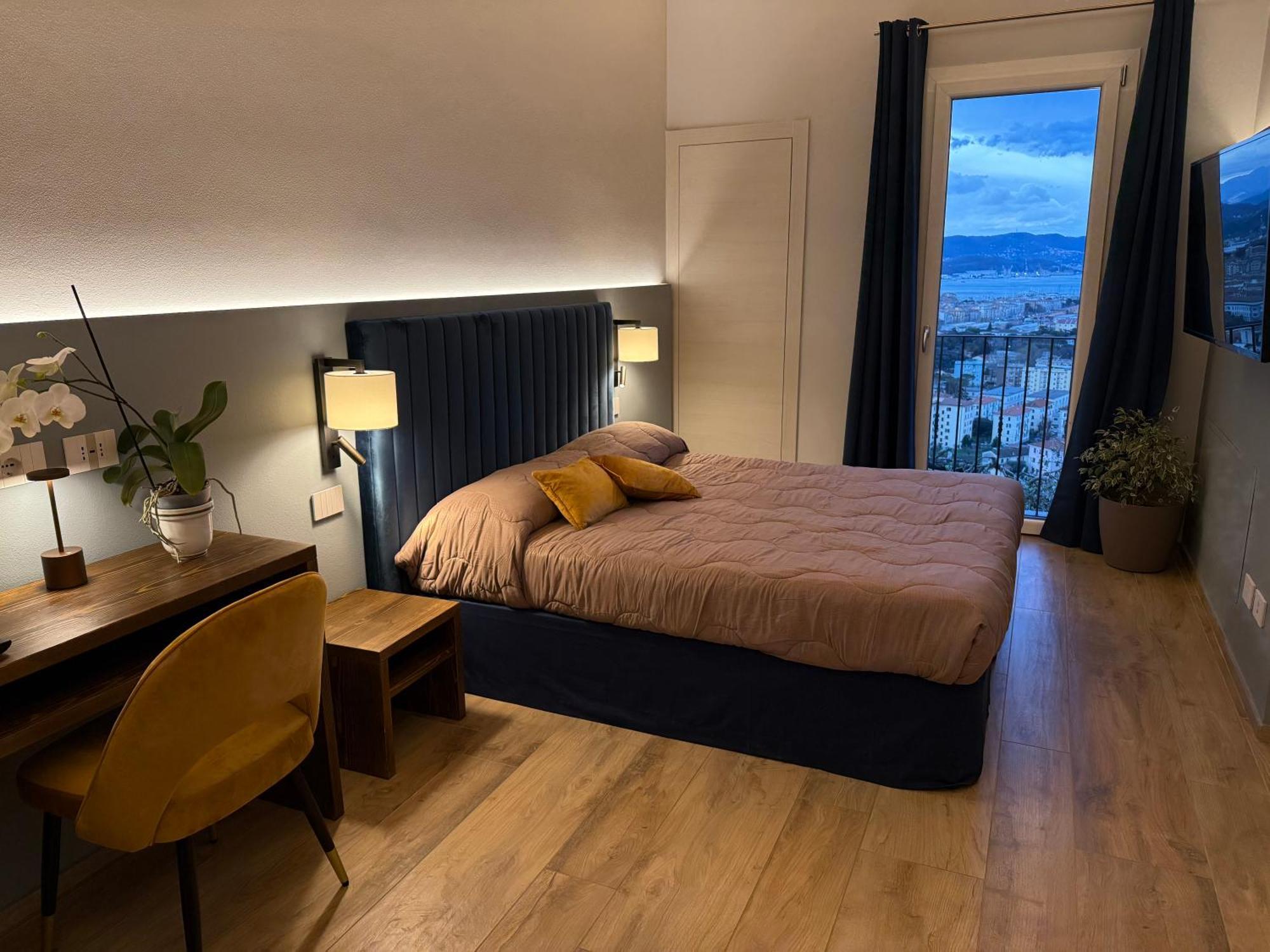 88 Miglia Bed & Breakfast La Spezia Bagian luar foto