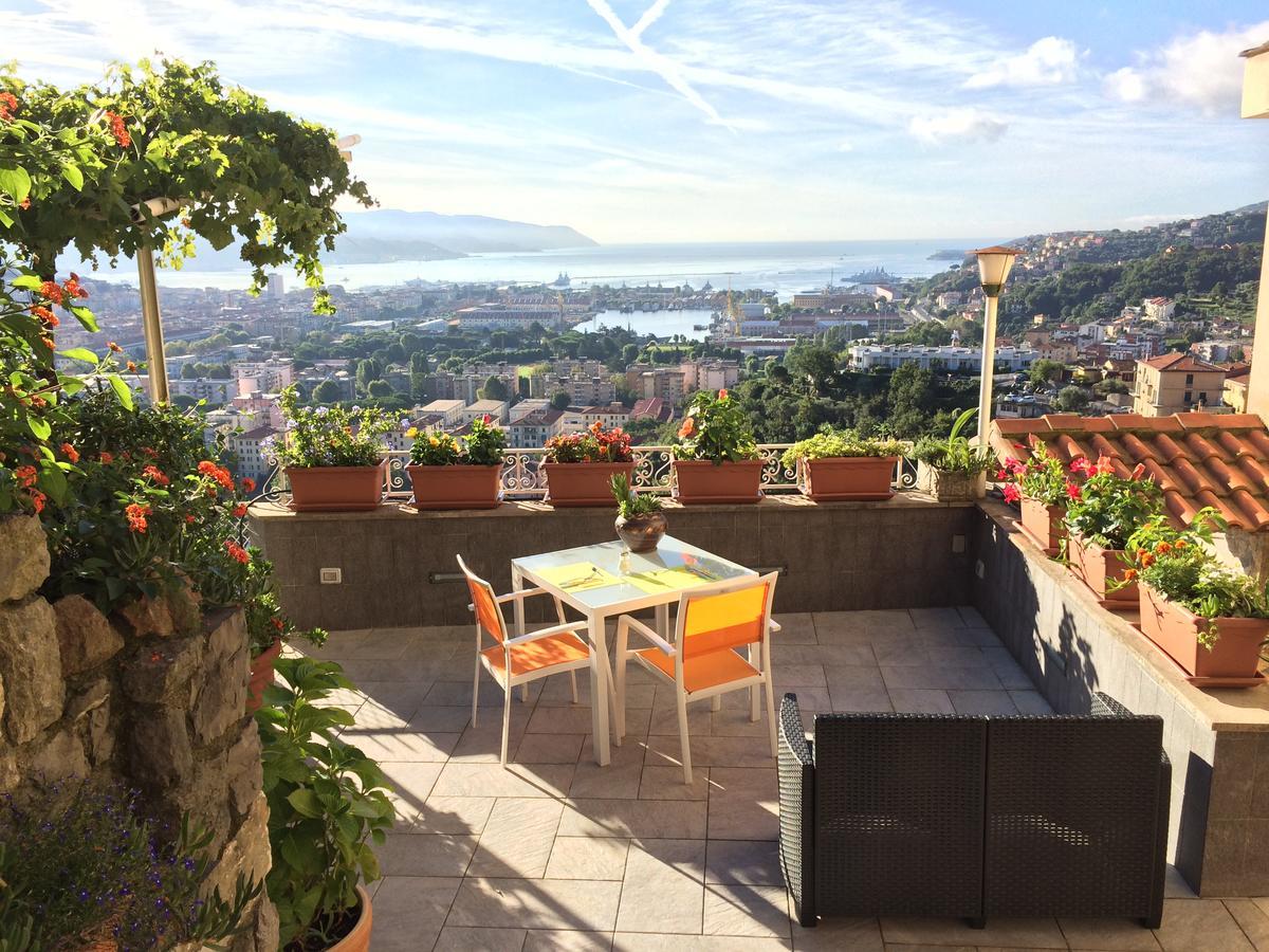 88 Miglia Bed & Breakfast La Spezia Bagian luar foto